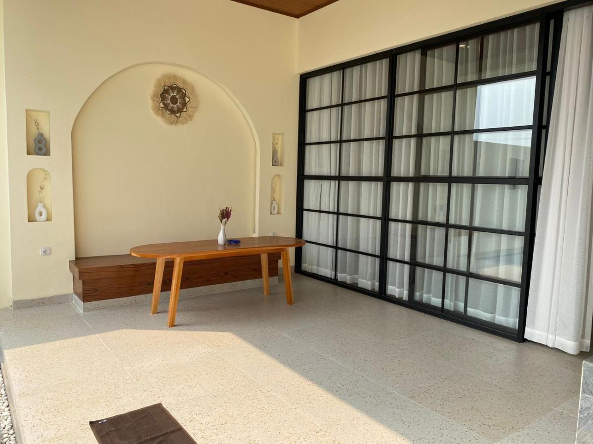 Azalea Room By The Anp Villas Cikundul 외부 사진