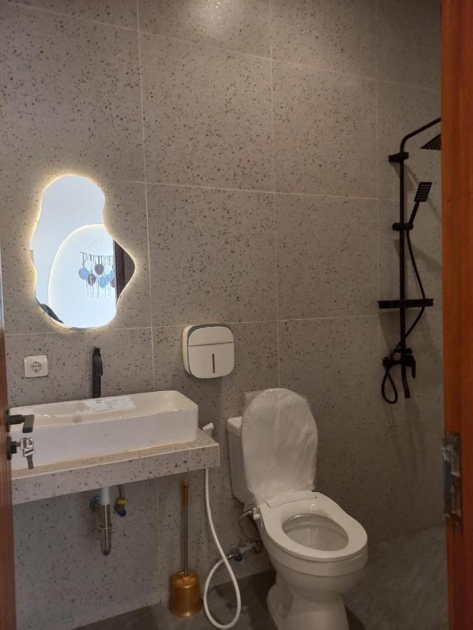 Azalea Room By The Anp Villas Cikundul 외부 사진